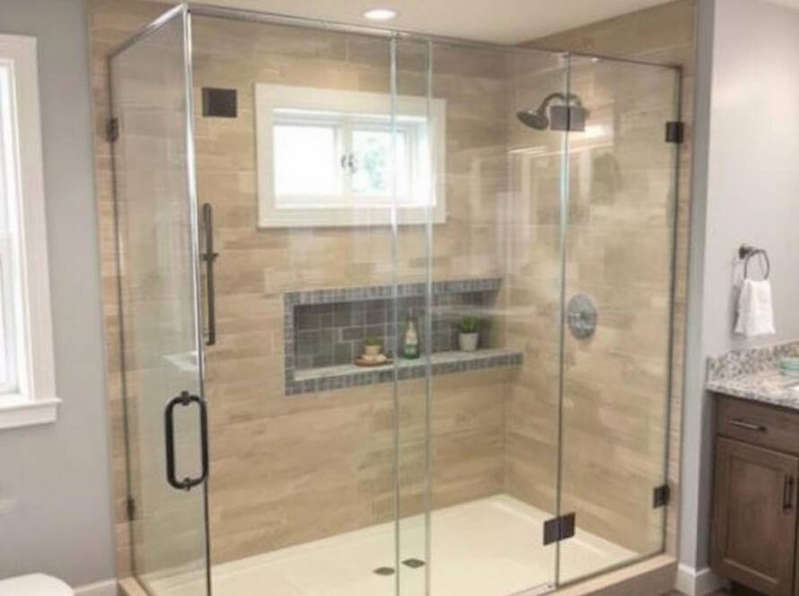Expert glass shower installation in Lexington, MA featuring a modern and contemporary design for bathroom renovations.